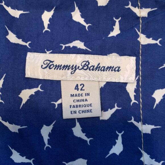 Tommy Bahama Shorts Mens 42 Beach Linen 10” Stone Khaki Embroidered Logo NEW - Picture 2 of 8